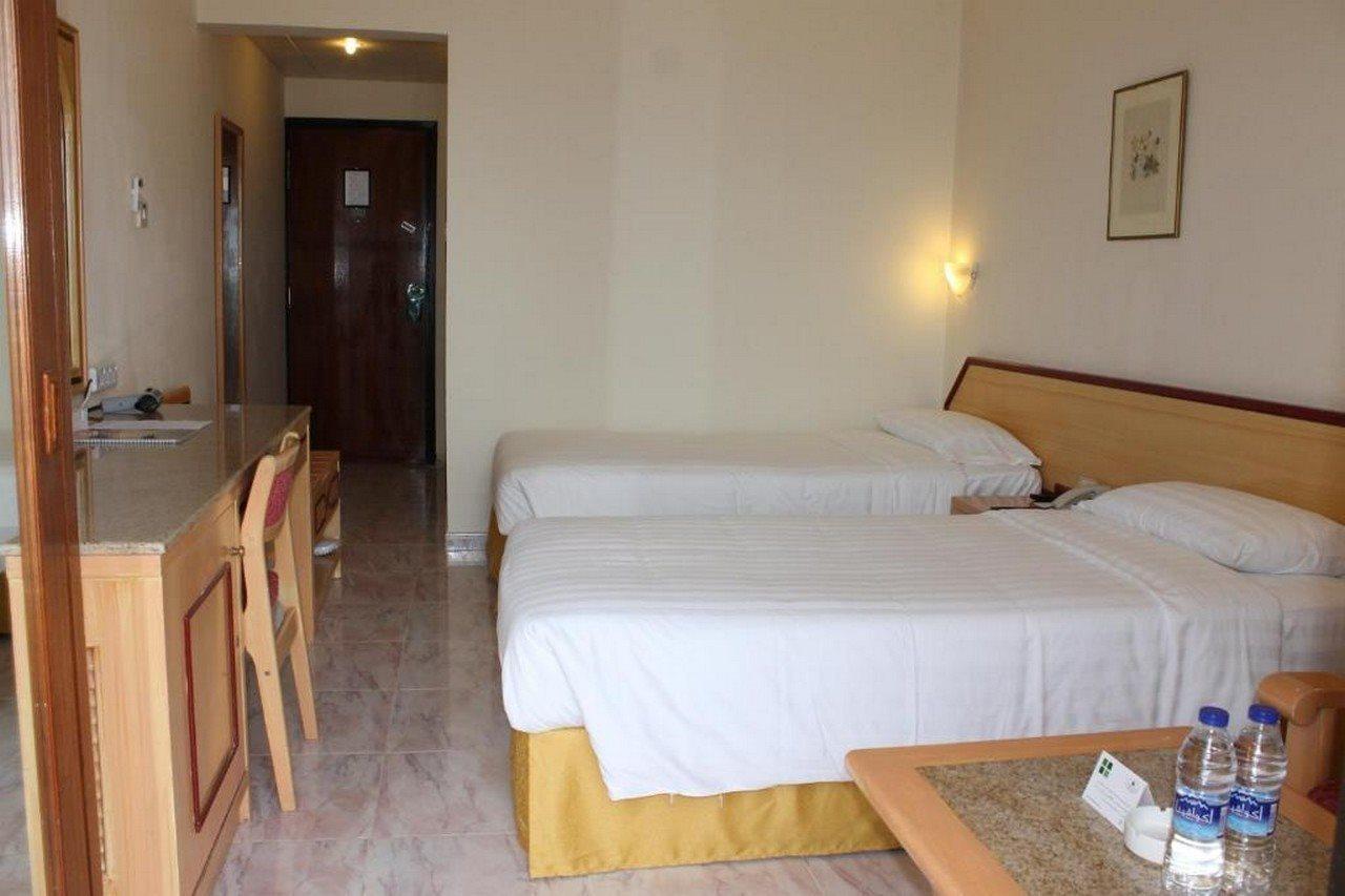 Resort Sur Beach Holiday Exterior photo